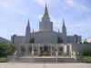 oakland_temple_2.jpg (596178 bytes)